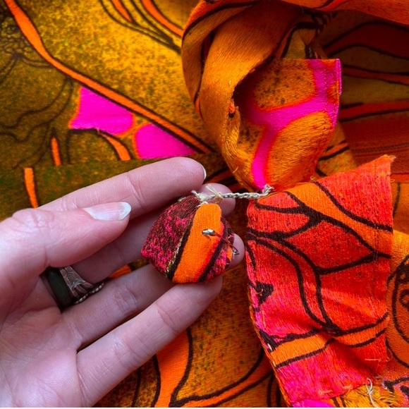 Vintage 60s barkcloth Hawaiian maxi psychedelic dress - Picture 5 of 9